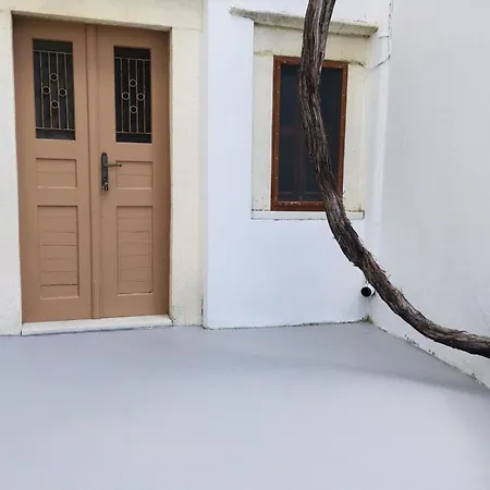 Beliotis' House Apérathos